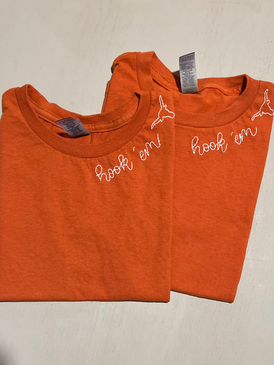 “Hook ‘em” Youth Shirts